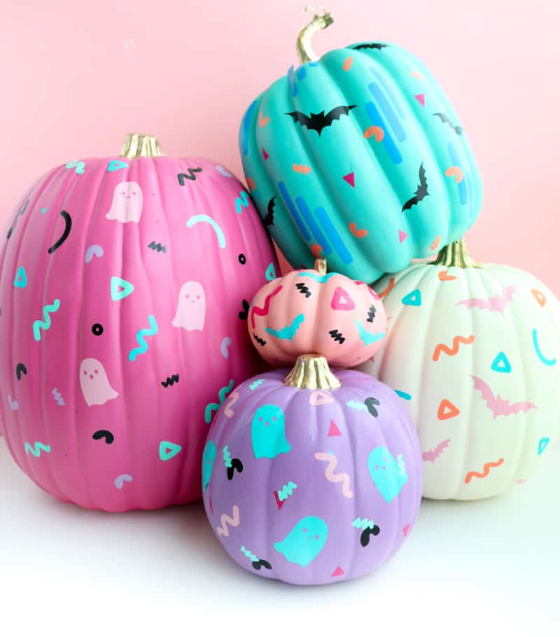 diy citrouille halloween colorées - 15 DIY originaux pour décorer la citrouille d'Halloween