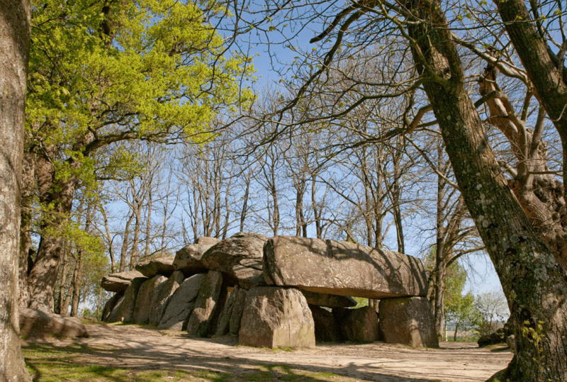 La Roche aux fées : une excursion historique