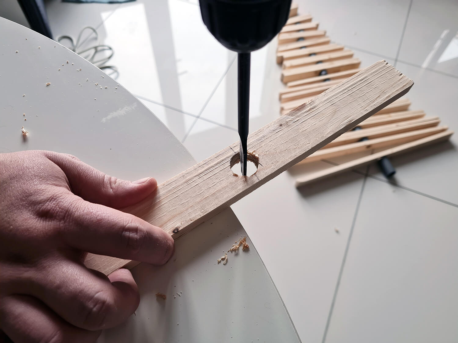 20201206 112048 - DIY récup : fabriquer un sapin de Noël en bois avec des tasseaux