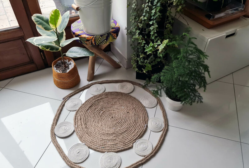 DIY bohème : fabriquer un tapis mandala avec des cordes