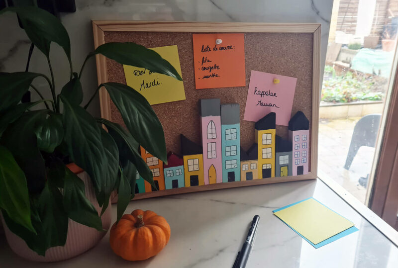 DIY : fabriquer un pegboard pour mieux s’organiser au bureau