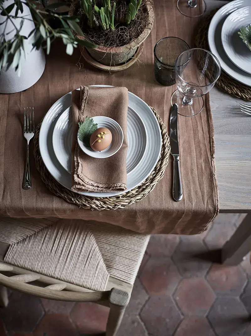 decoration de table ambiance campagne.jpg - Composer une décoration néo-rustique pour une ambiance tendance