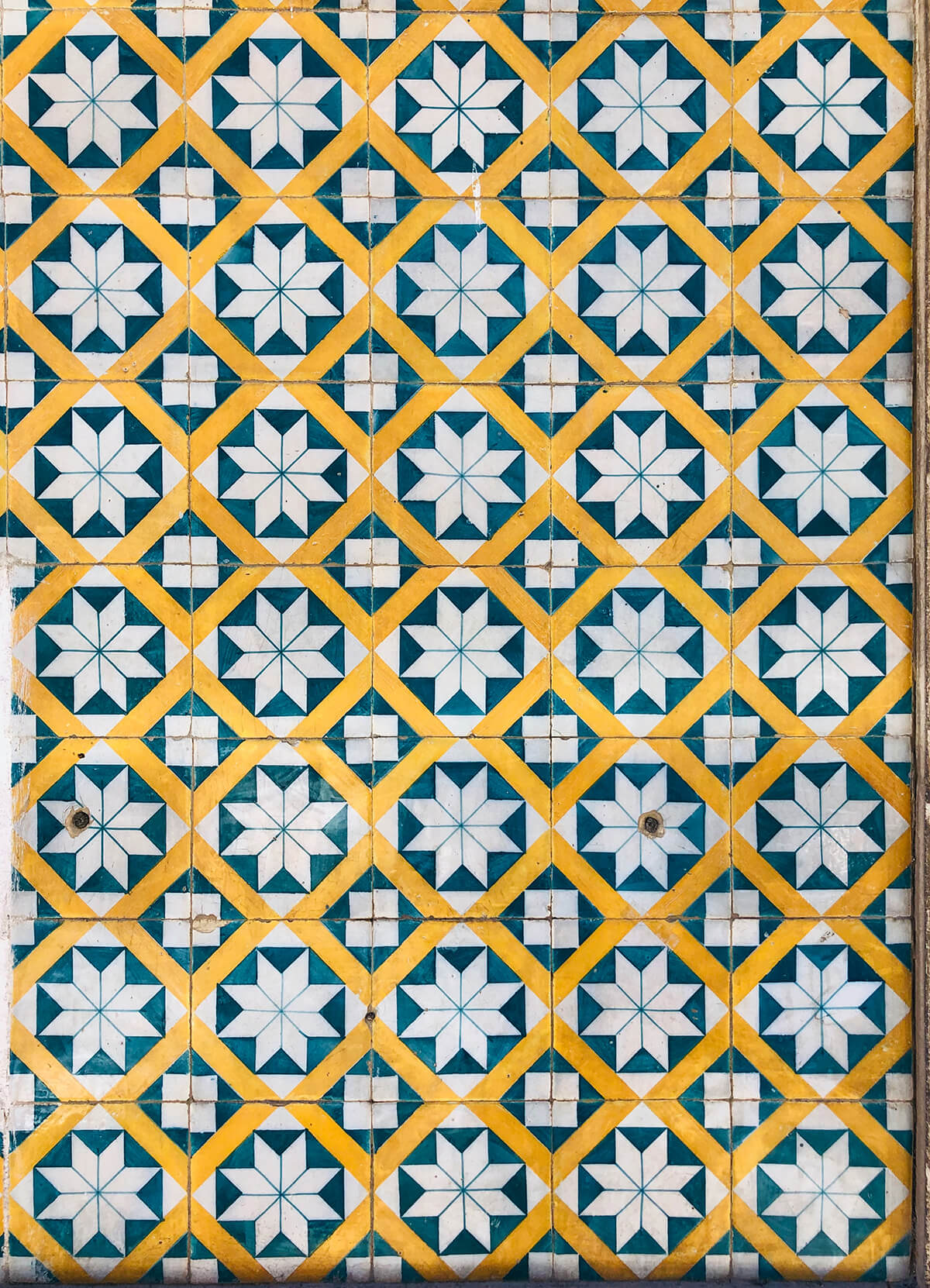 alice butenko zstWUZFj77w unsplash 2 - L’azulejo, le trésor décoratif du Portugal